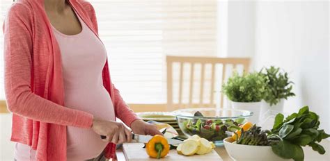 Hamilelikte Uzak Durulması Gereken Yiyecek ve İçecekler